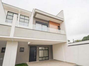 Casa · 177m² · 3 Quartos · 2 Vagas · Sobrado com 3 Quartos no Bairro Água Verde