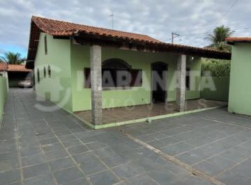 202606011740537876.jpg · CASA COM 3 QUARTOS A VENDA PRÓXIMO A TODO O COMÉRCIO EM ARARUAMA.