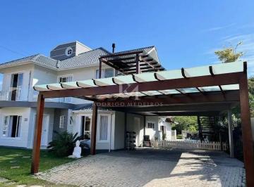 374f0c32-fbdb-484d-a696-1810ff1ba5d1-17803428907855.jpg · Casa frente mar com 3 quartos no Morro das Pedras, Florianópolis