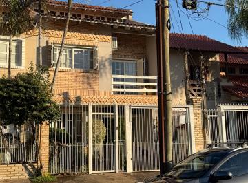Casa de 3 quartos, Porto Alegre · Excelente sobrado