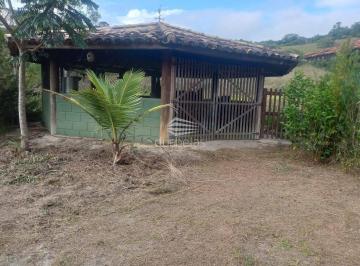 Casa · 200m² · Alambique a Venda em Paraibuna.