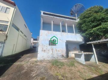 Casa · 132m² · 3 Quartos · 4 Vagas · Casa para locação comercial