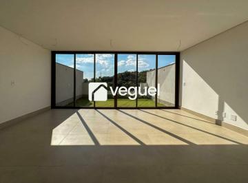 Casa · 240m² · 3 Quartos · 4 Vagas · Casa de 240m² com 3 suítes para alugar no bairro Gramado, Campinas/SP