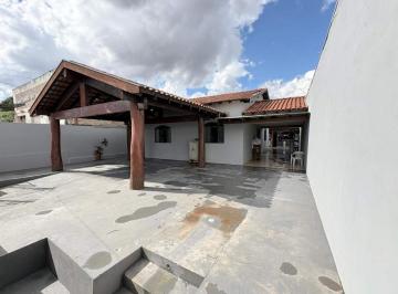 Casa · 213m² · 2 Quartos · 2 Vagas · Casa térrea à venda Piratininga