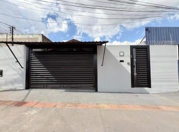 Casa · 213m² · 2 Quartos · 2 Vagas · Casa térrea à venda Piratininga