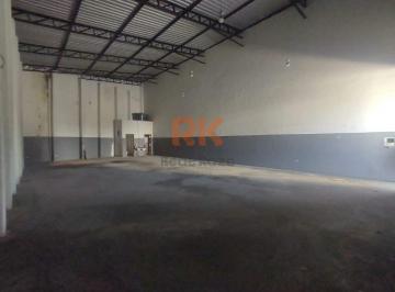 Comercial · 220m² · 2 Vagas · Galpão Comercial/Industrial para Alugar em Santa Mônica – 220m² | 2 Vagas