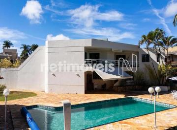 f4924d93-d3f2-4c7f-8948-503c8129e7f0.webp · Casa de 500m² no Lago Sul - Nascente - 04 Quartos - Varanda - Closet - DCE - Área de Lazer Completa