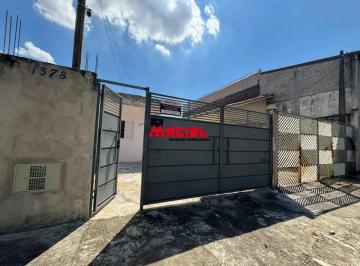 Casa · 150m² · 2 Quartos · 2 Vagas · CASA TÉRREA 150M2 NO MORUMBI - 2 QUARTOS COM 1 SUITE - 2 BANHEIROS - QUINTAL AMPLO - GARAGEM 2 CARRO