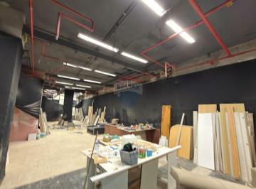 Comercial · 398m² · Imóvel Comercial para alugar em Centro de 397.65m²