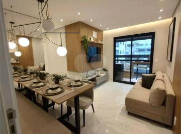 Apartamento · 57m² · 2 Quartos · 1 Vaga · Apartamento para alugar em Aclimação de 56.75m² com 2 Quartos, 1 Suite e 1 Garagem