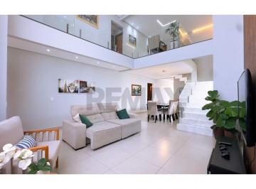 Casa · 288m² · 4 Quartos · 3 Vagas · Casa a Venda no 4 quartos Piscina Churrasqueira, Aceita Financiamento e FGTS Condominio Alto da Boa 