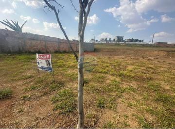 Terreno · 250m² · 4 Vagas · Lote no residencial Villa Suiça de frente para a Reserva