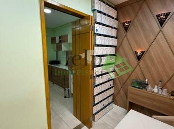 Comercial · 33m² · 2 Vagas · Sala Comercial -02 banheiros -varanda - copa - 2 vagas -