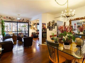 Apartamento · 110m² · 2 Quartos · 2 Vagas · Apartamento com 2 suítes e 2 vagas em ótima localização em Perdizes.