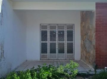 Casa · 170m² · 3 Quartos · Casa com 3 Quartos e Jardim à venda em Cruz das Almas
