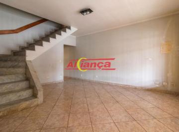 Casa · 145m² · 3 Quartos · 2 Vagas · Casa 145m² de área construída com 3 quartos à venda no Gopoúva