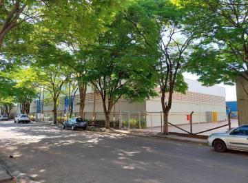Comercial · 2700m² · 8 Vagas · Galpão / Depósito / Armazém para venda em Santa Julia de 2700.00m² com 8 Garagens