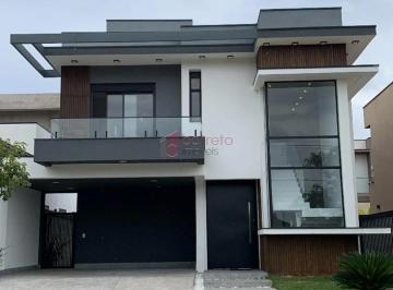 Casa · 230m² · 3 Quartos · 4 Vagas · Casa de Condomínio para venda em São Venâncio de 230.00m² com 3 Quartos, 1 Suite e 4 Garagens