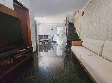 Casa · 85m² · 3 Quartos · 4 Vagas · Sobrado frontal 3 dormitórios sendo 1 suíte e 4 vagas na Cidade Líder