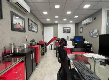 Comercial · 32m² · 1 Vaga · Sala Comercial para venda em Jardim de 32.00m² com 1 Garagem