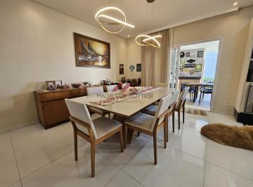 Casa · 289m² · 3 Quartos · 4 Vagas · Casa para venda em Vila Oliveira de 289.00m² com 3 Quartos, 3 Suites e 4 Garagens