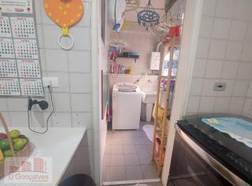 Apartamento · 62m² · 3 Quartos · 1 Vaga · Apartamento para venda em Centro de 62.00m² com 3 Quartos e 1 Garagem