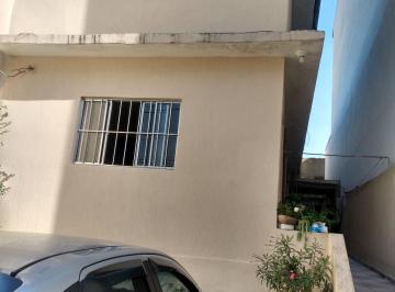 Casa · 175m² · 3 Quartos · 2 Vagas · Sobrado para venda em Centro de 175.00m² com 3 Quartos e 2 Garagens