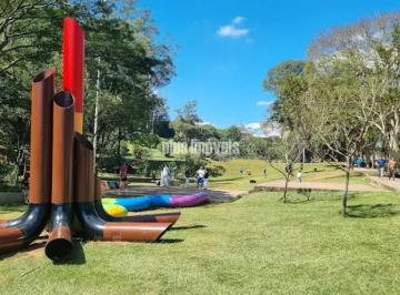 Casa · 235m² · 4 Quartos · 7 Vagas · Residência com 4 Quartos 4 Suítes 4 Vagas no Morumbi!