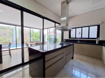 Casa · 248m² · 3 Quartos · 4 Vagas · Casa de Condomínio para venda em Vila Do Golf de 248.00m² com 3 Quartos, 3 Suites e 4 Garagens