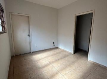 Casa · 150m² · 3 Quartos · 2 Vagas · Casa para alugar em Roseiral de 150.00m² com 3 Quartos e 2 Garagens
