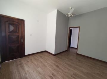Casa · 190m² · 3 Quartos · 2 Vagas · Casa para venda e aluguel em Centro de 190.00m² com 3 Quartos e 2 Garagens