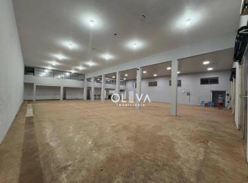 Comercial · 900m² · 4 Vagas · Sala Comercial para alugar em Vila Falavina de 900.00m² com 4 Garagens