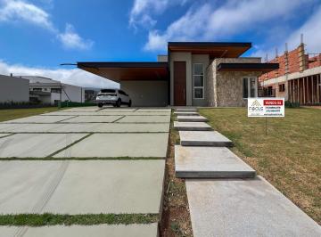 Casa · 351m² · 3 Quartos · 4 Vagas · Casa de Condomínio para venda em Portal Japy Golf Club de 351.00m² com 3 Quartos, 3 Suites e 4 Garag