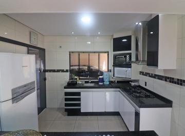 Casa · 240m² · 3 Quartos · 4 Vagas · Casa para venda em Loteamento Planalto Do Sol de 240.00m² com 3 Quartos e 4 Garagens