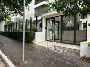 Apartamento · 157m² · 4 Quartos · 2 Vagas · Apartamento Para Alugar de 157,00m² útil, com 4 quartos 2 suítes 2 vagas em Moema.