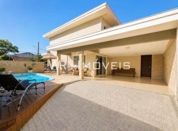Casa · 146m² · 3 Quartos · 2 Vagas · Casa Sobrado com 3 quartos no Floresta, Joinville/SC