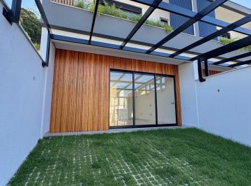 Casa · 139m² · 3 Quartos · 2 Vagas · Sobrado Geminado em Jardim Sofia, Joinville/SC