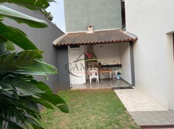 Casa · 90m² · 2 Quartos · 1 Vaga · Triplex de 02 Suítes, com ótima localização no Jardim Helena Maria - Guarujá