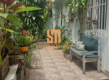 Casa · 180m² · 6 Quartos · 1 Vaga · Casa de Vila em Botafogo | 180m² | 6 Quartos | Quintal | Churrasqueira | Vaga | Airbnb