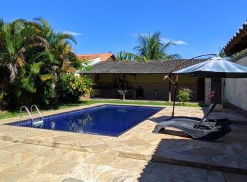 Casa · 210m² · 2 Quartos · 3 Vagas · Casa linear no Jardim Atlântico Central