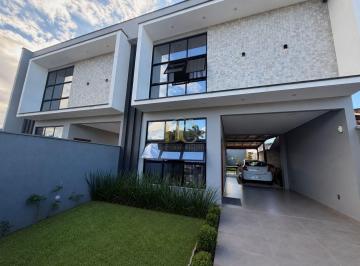 Casa · 150m² · 2 Quartos · 3 Vagas · Sobrado à venda no bairro Fátima - Joinville/SC