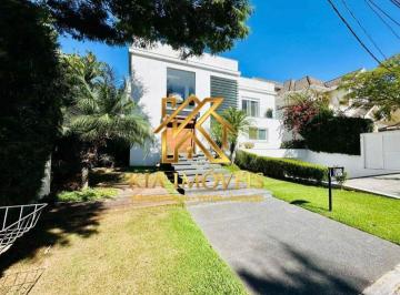 Casa · 522m² · 4 Quartos · 3 Vagas · Alphaville Residencial 0 - Residência de alto padrão mobiliada para locação no Residencial Zero