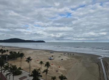 Apartamento · 145m² · 4 Quartos · 3 Vagas · Apto de 4 Dorm c/ 1 suíte, sacada, VISTA MAR, 145 m² de área útil. Bairro: GUILHERMINA.