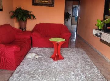 Casa · 276m² · 4 Quartos · 4 Vagas · Espaçosa Casa Sobrado 4 Quartos à Venda na Vila Caicara, Praia Grande