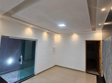 Casa · 90m² · 2 Quartos · 3 Vagas · Casa Isolada à Venda na Vila Mirim Praia Grande - 2 Quartos, Piscina