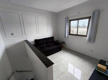 Casa · 56m² · 2 Quartos · 1 Vaga · Casa Sobreposta Alta 2 Quartos no Maracanã - Praia Grande SP