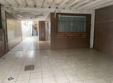 Casa · 150m² · 2 Quartos · 2 Vagas · Casa Térrea, com 2 dormitórios, sendo 1 Suíte, Banheiro, Cozinha, Á.S., Quintal, 2 vagas, para aluga