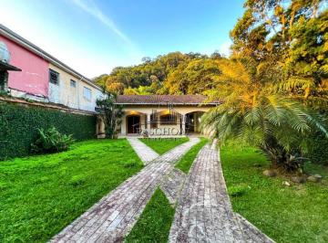 Casa · 80m² · 2 Quartos · 10 Vagas · Casa isolada com 2 quartos, churrasqueira e 10 vagas de garagem, Canto do Forte, Praia Grande