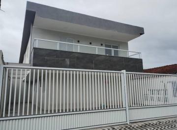 Casa · 70m² · 2 Quartos · 1 Vaga · Excelente casa de condomínio sobreposta alta com 02 dormitórios e ampla sacada com churrasqueira. O