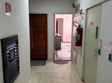 Apartamento · 121m² · 3 Quartos · 1 Vaga · Excelente apartamento de 03 dormitórios, sendo 01 suíte, 01 vaga de garagem, bicicletário, prédio fr